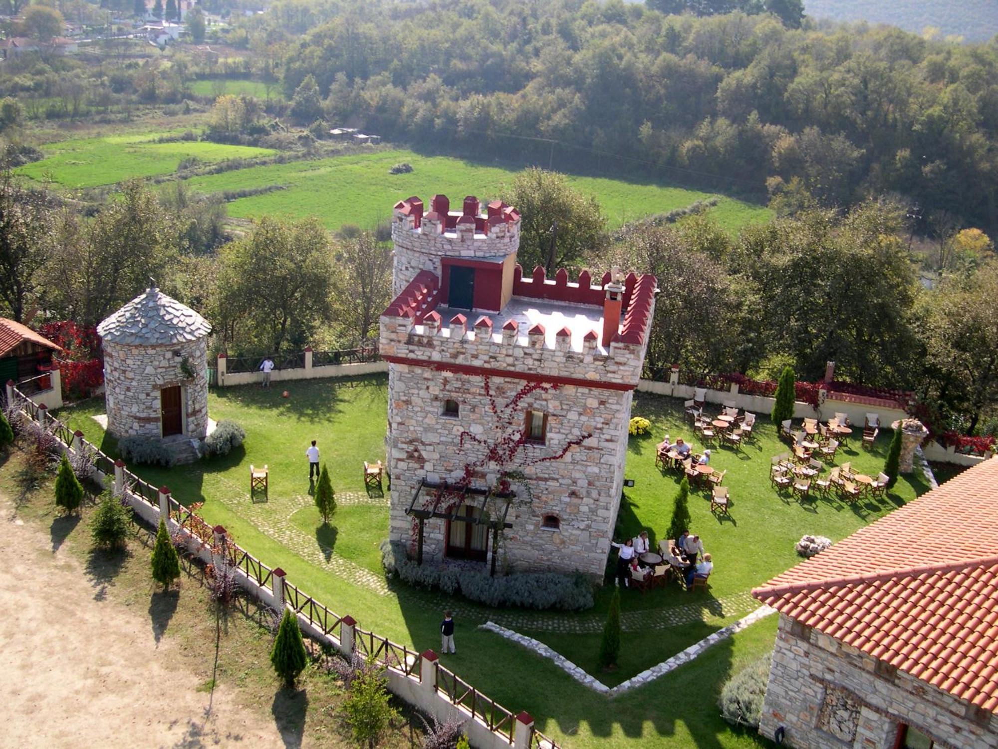 Hotel Nemesis Stavroupoli Buitenkant foto